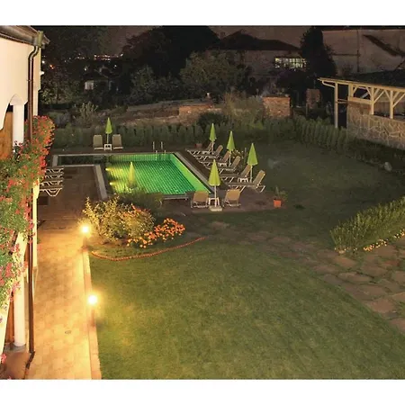Seven-bedroom Holiday In * Medovo
