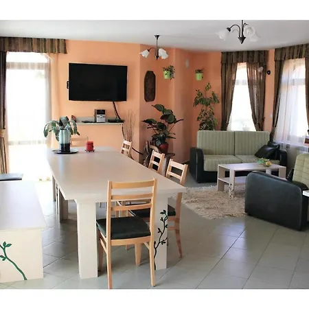 Seven-bedroom Holiday In * Medovo