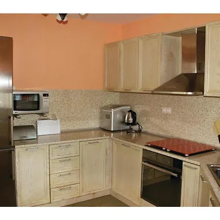 Seven-bedroom Holiday In Dom wakacyjny